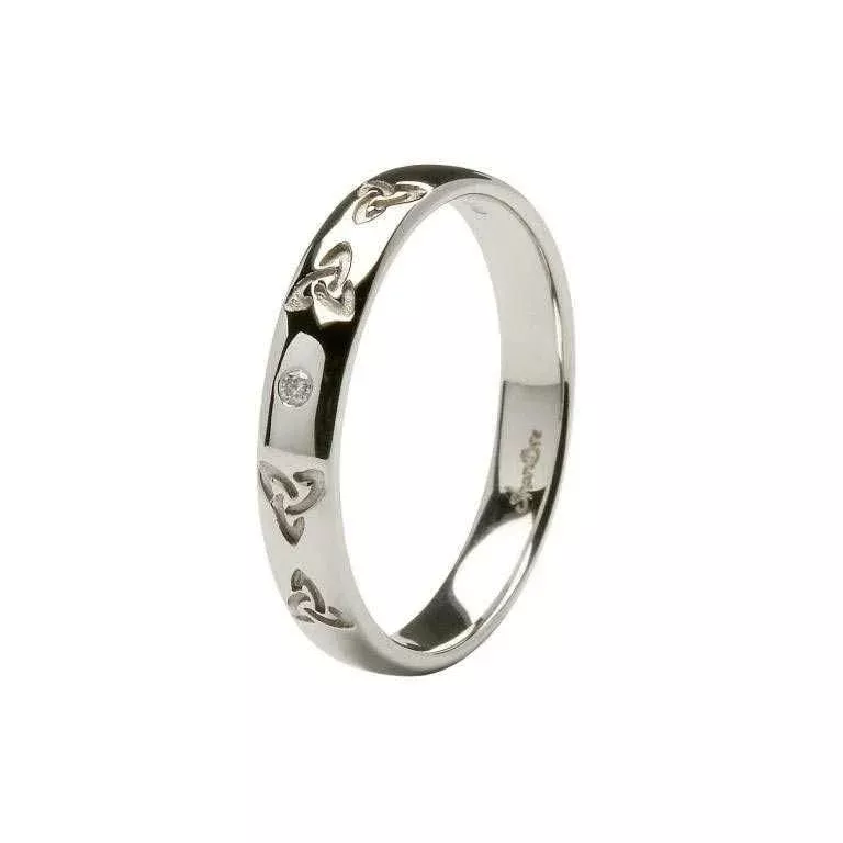 Ladies Celtic  set Diamond Wedding ring...