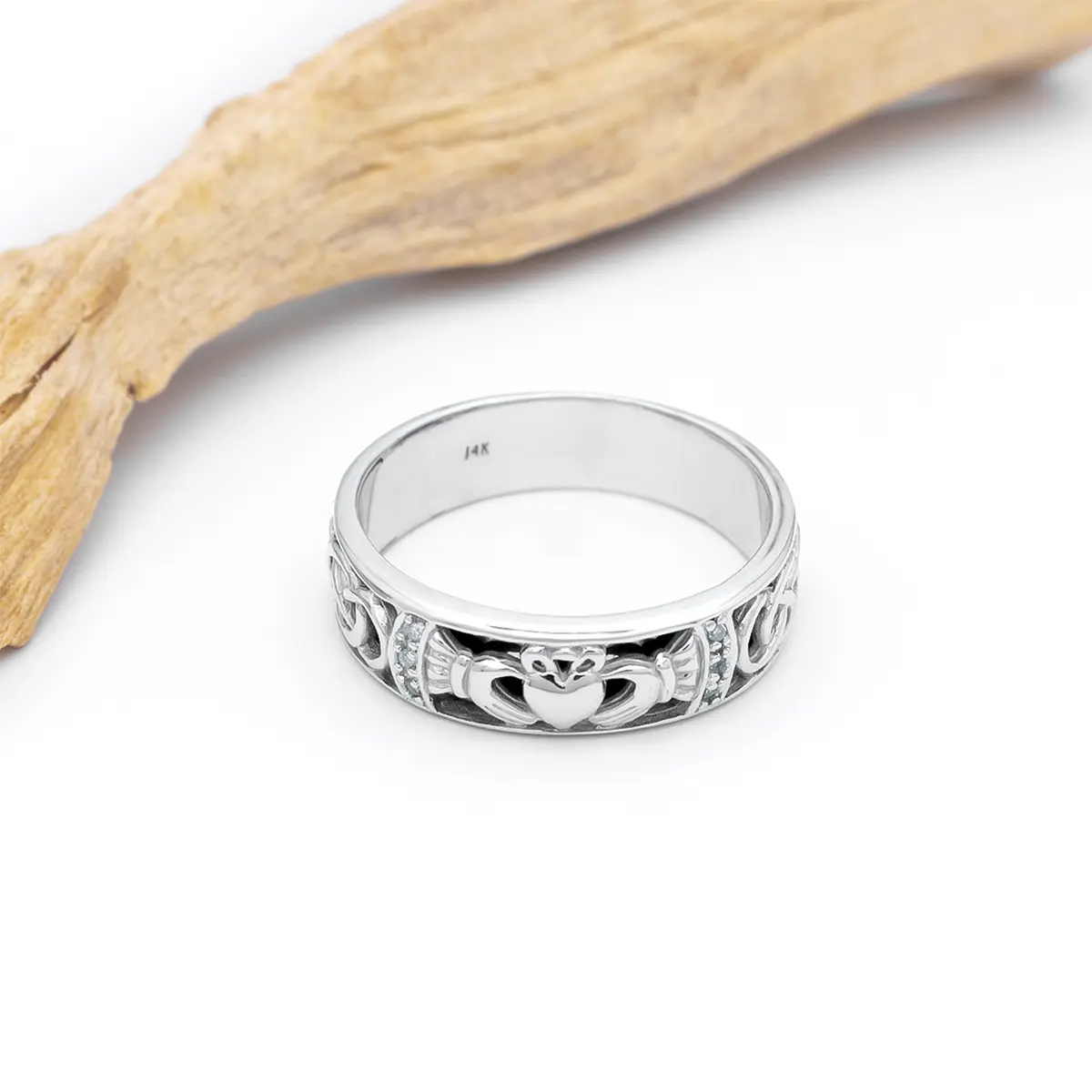 Claddagh Wedding Ring Gents With Celtic Knotwork 6webp...