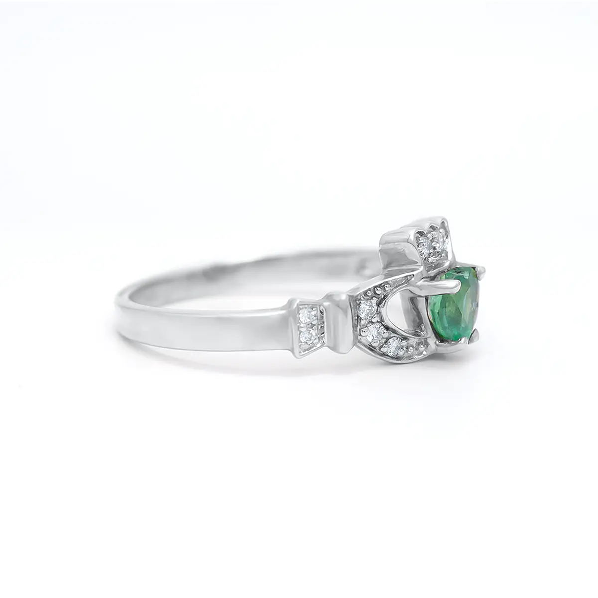 Emerald Claddagh Ring White Gold 4webp...