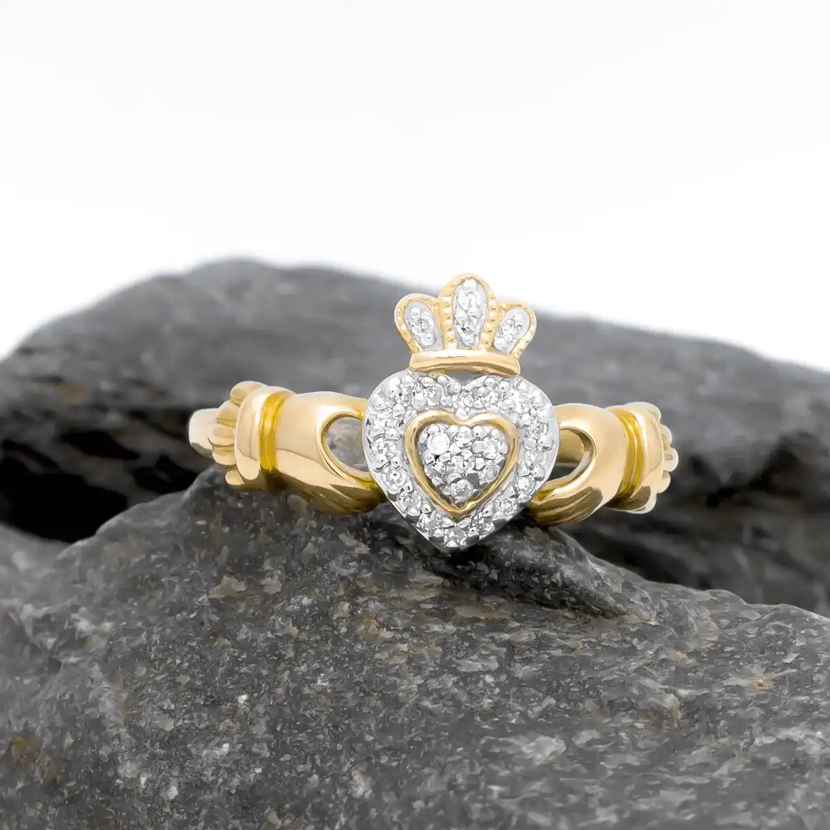 Outstanding Yellow Gold And Diamond Claddagh Ring ...