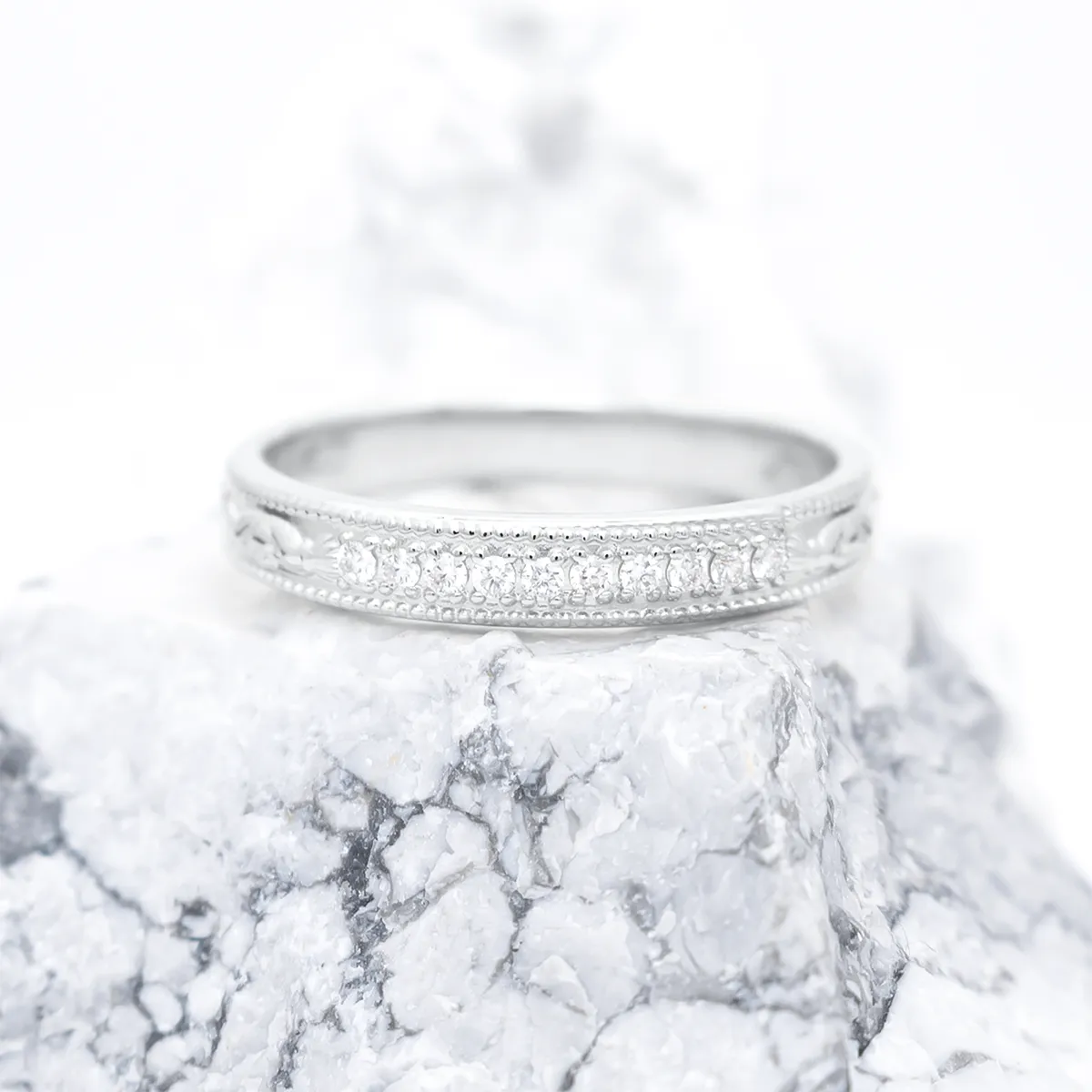 Ladies Claddagh Celtic Wedding Ring set with Diamonds...