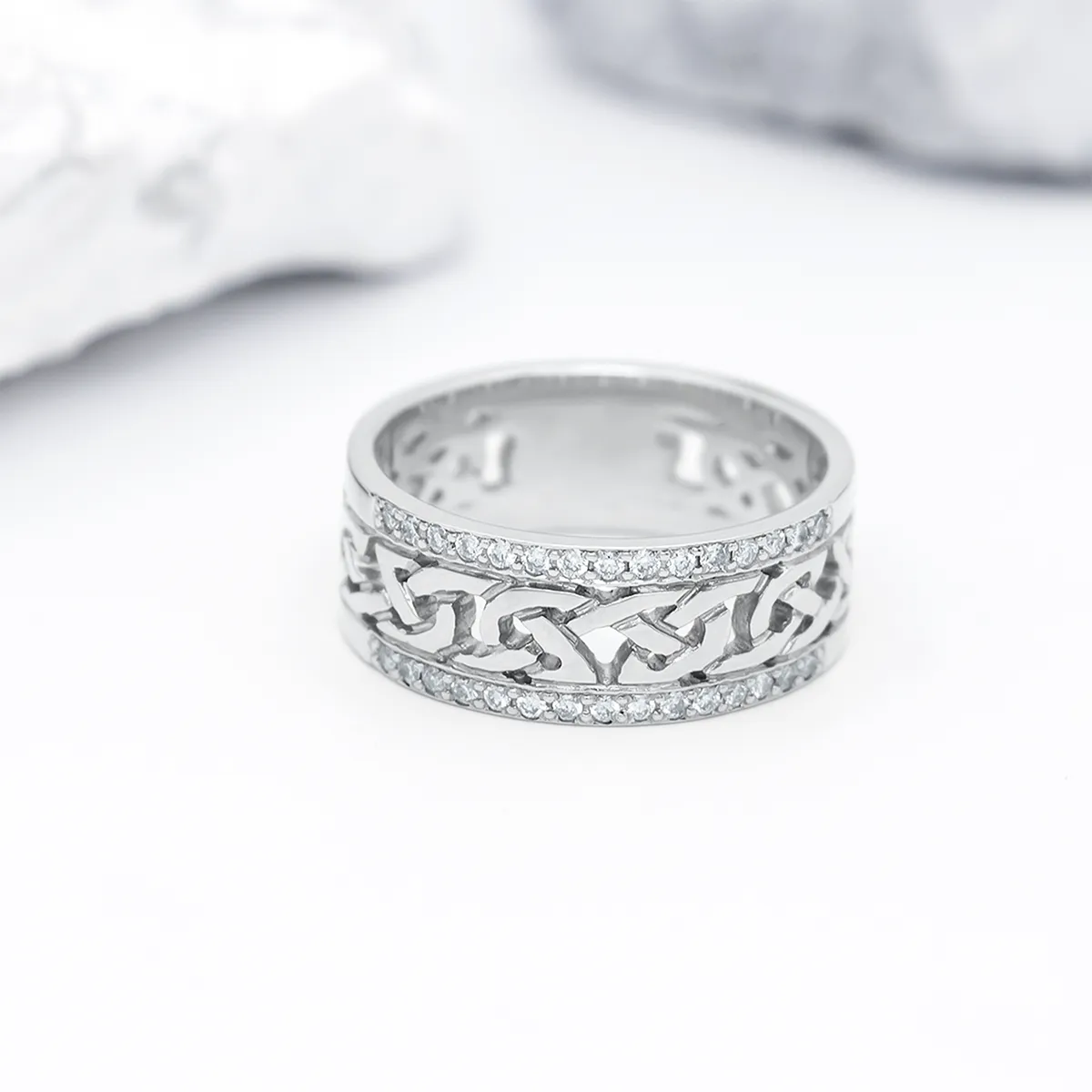 Celtic Knot Ring Double Row Diamonds. Diamond Total Weight 0.20cts Photo 4 