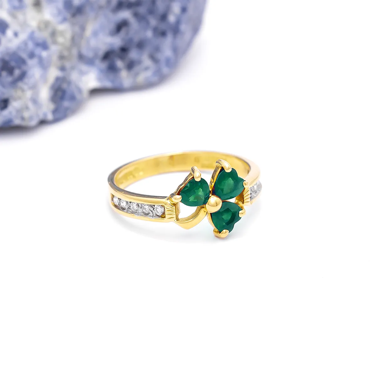 Heartshape Emerald Shamrock Ring...