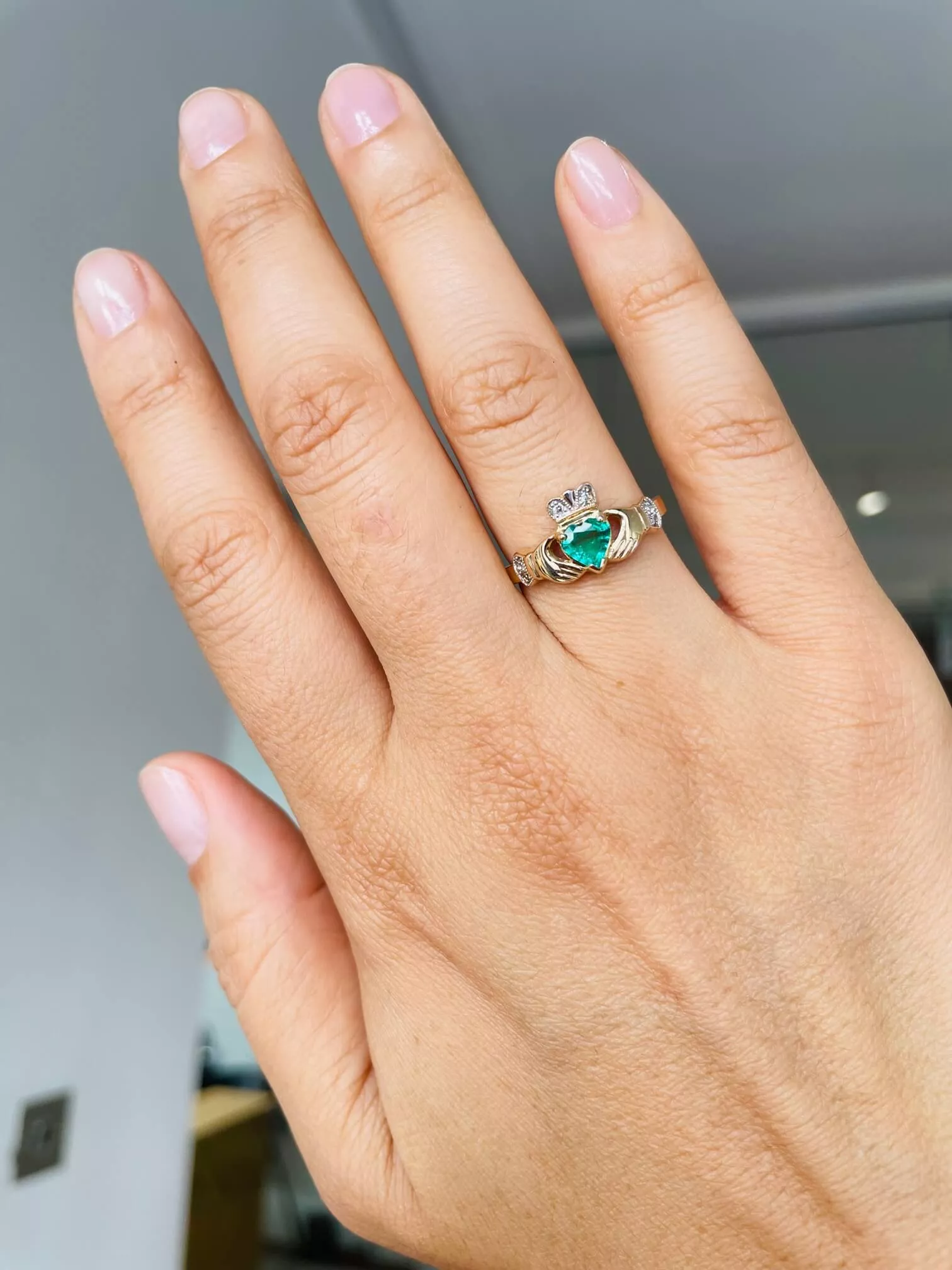 2 Claddagh Ring With Emerald 2 2