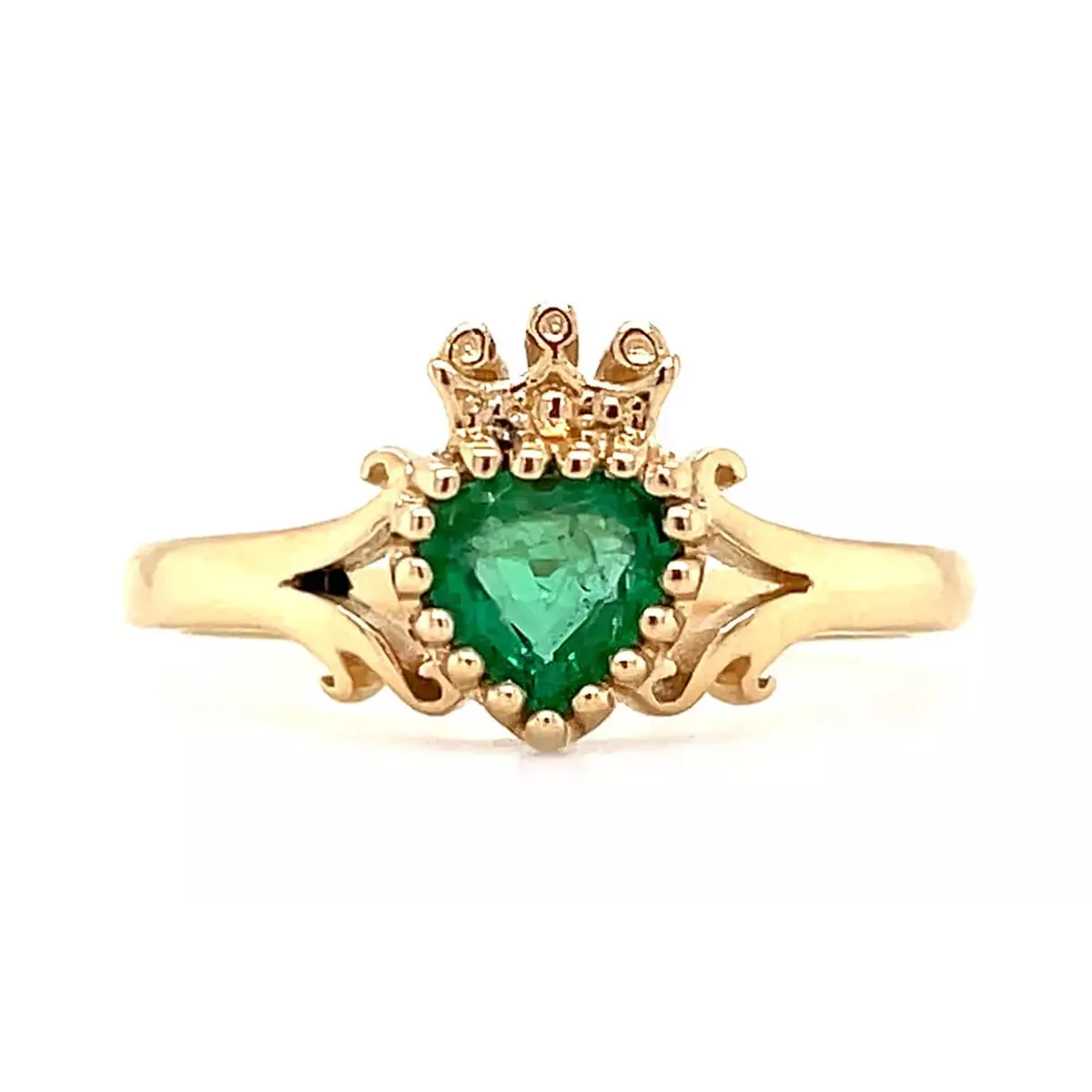 Claddagh_1_Yellow Gold Heartshape Emerald Claddagh Ring