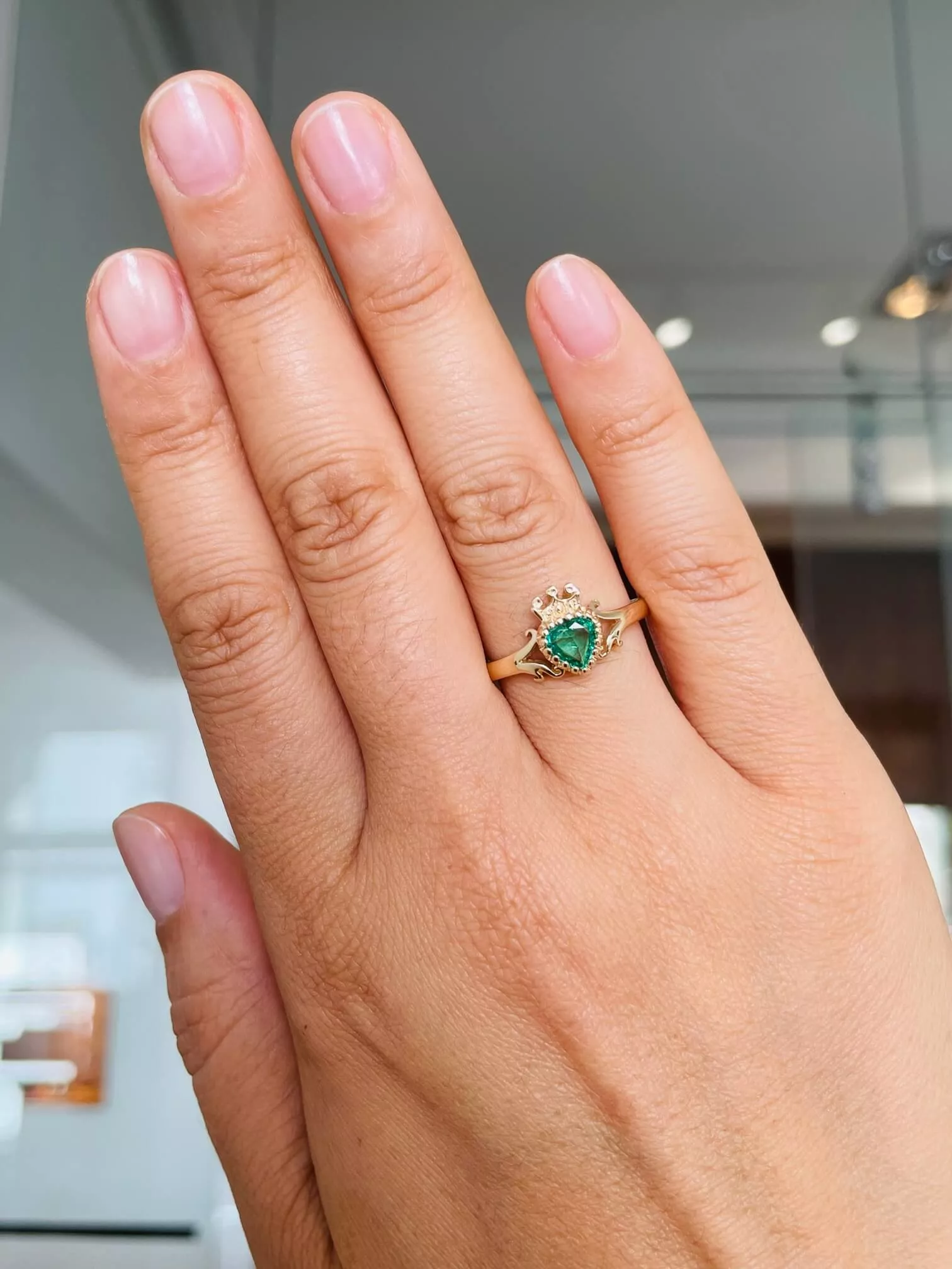 Yellow Gold Heartshape Emerald Claddagh Ring 3 3