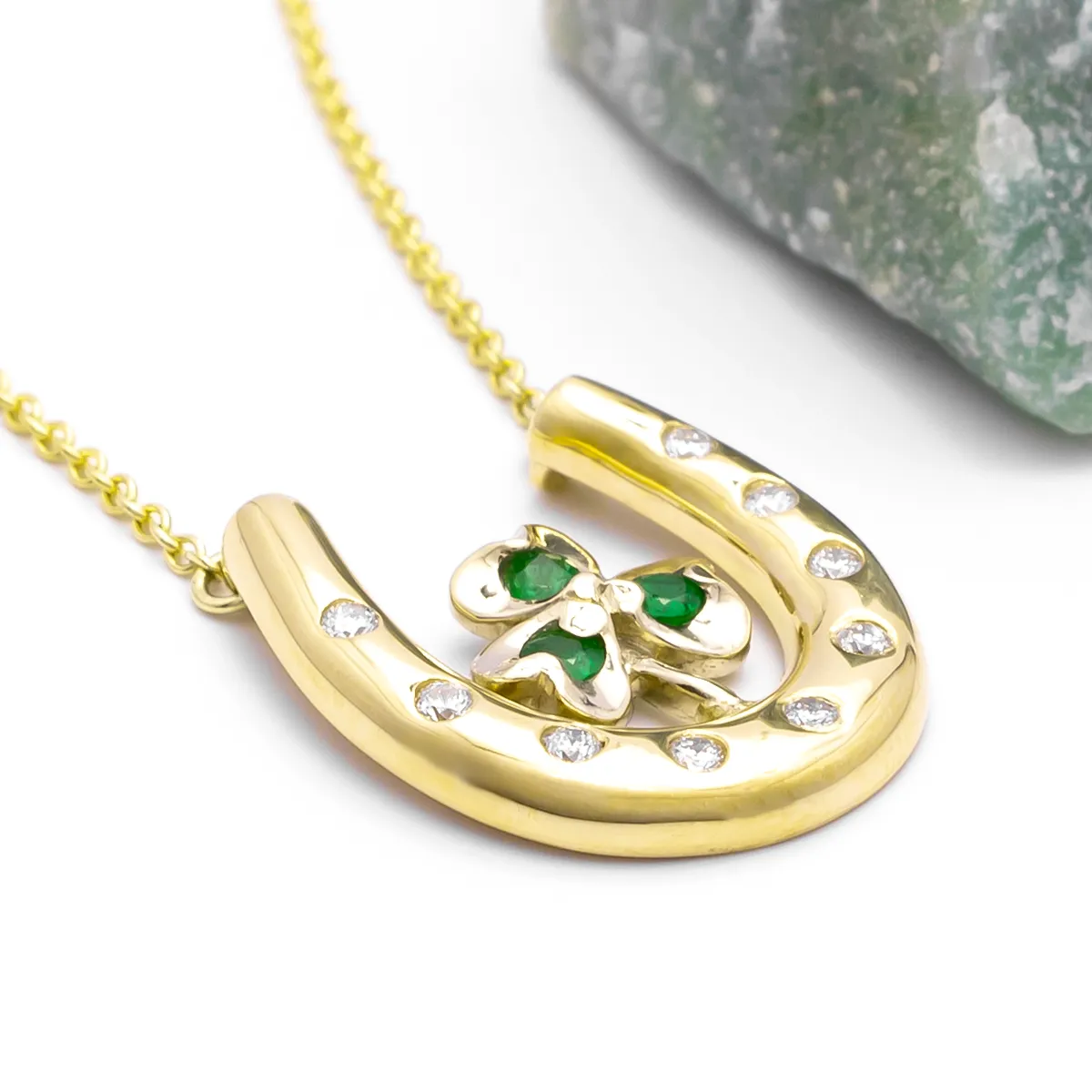 IJCP00015 Yellow Gold Emerald Horseshoe Pendant 5...