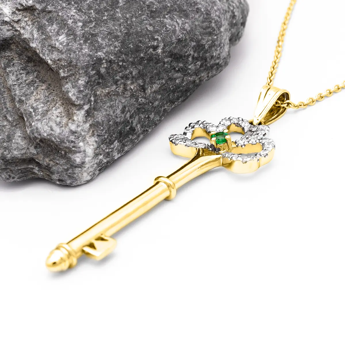 Gold Irish Shamrock Key Pendant With Emerald And Diamonds Photo 2 