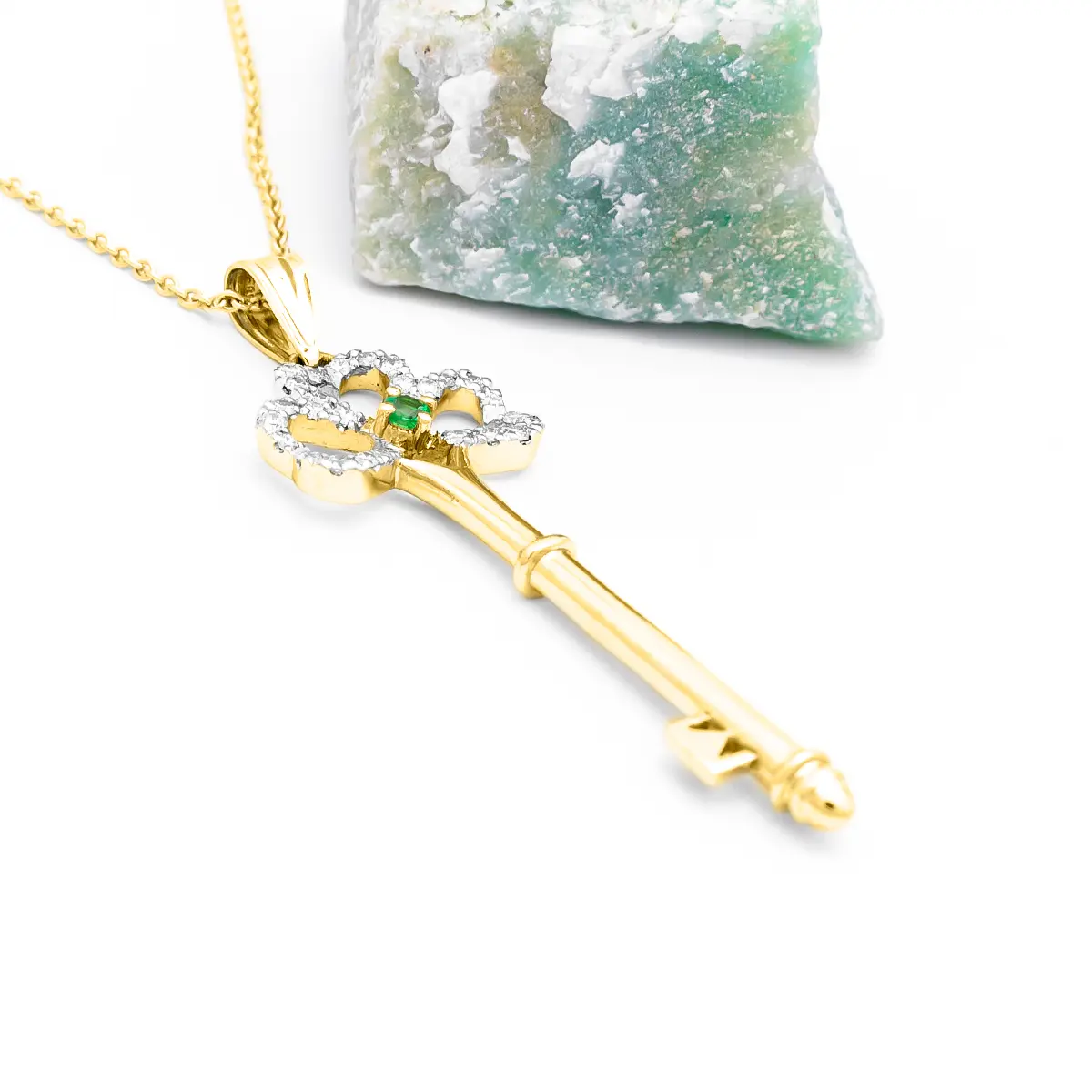 Gold Irish Shamrock Key Pendant With Emerald And Diamonds Photo 5 