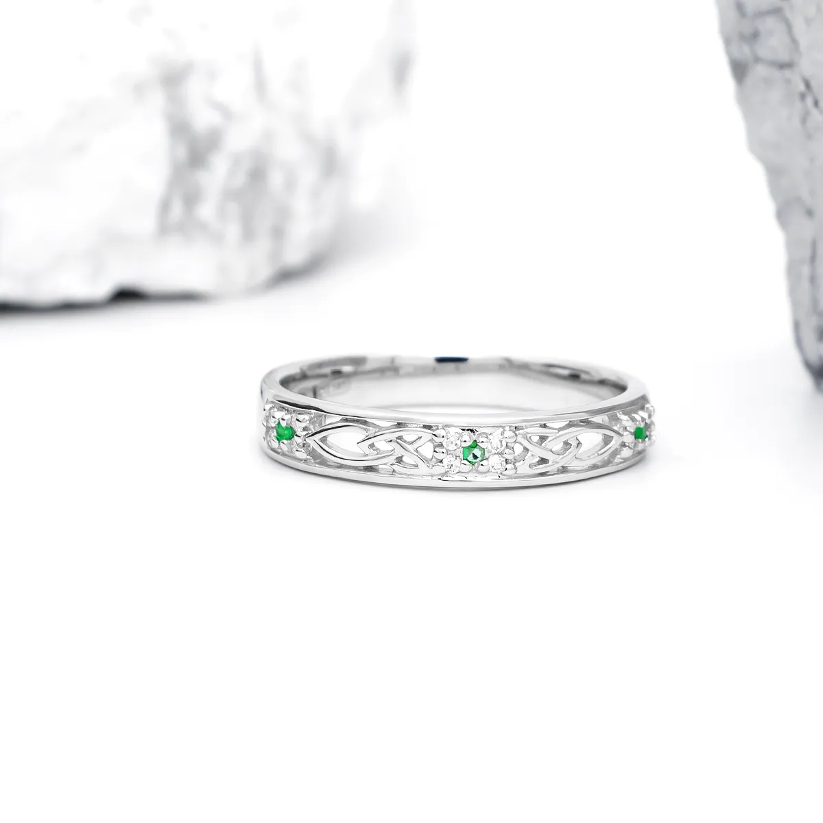 Celtic Wedding Band Ladies Emerald and Diamond Set...