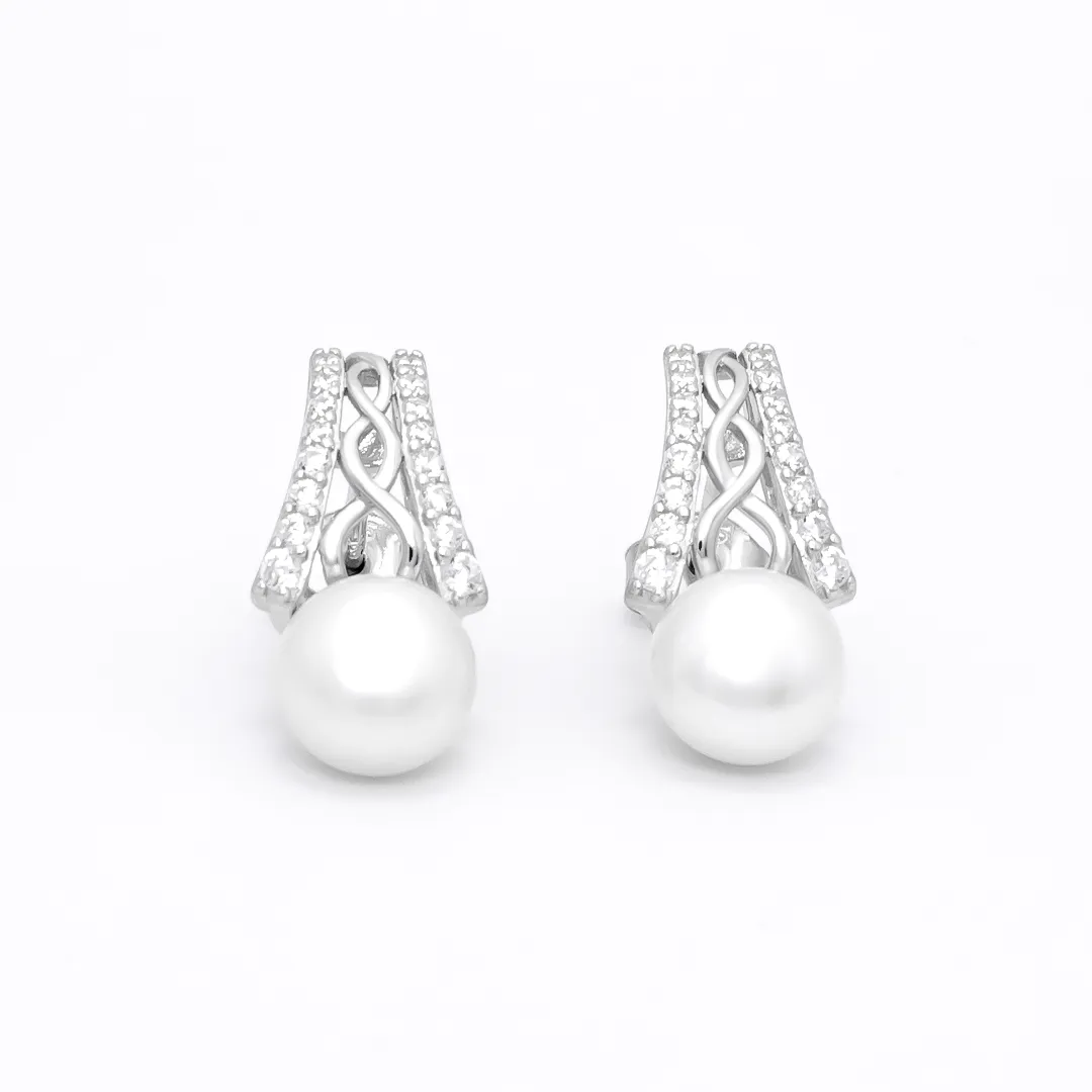 Celtic Knot Pearl Earring 1...