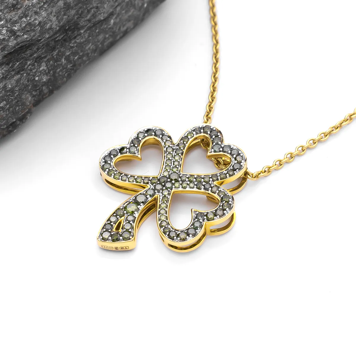 IJC007 Gold Shamrock Necklace 2...