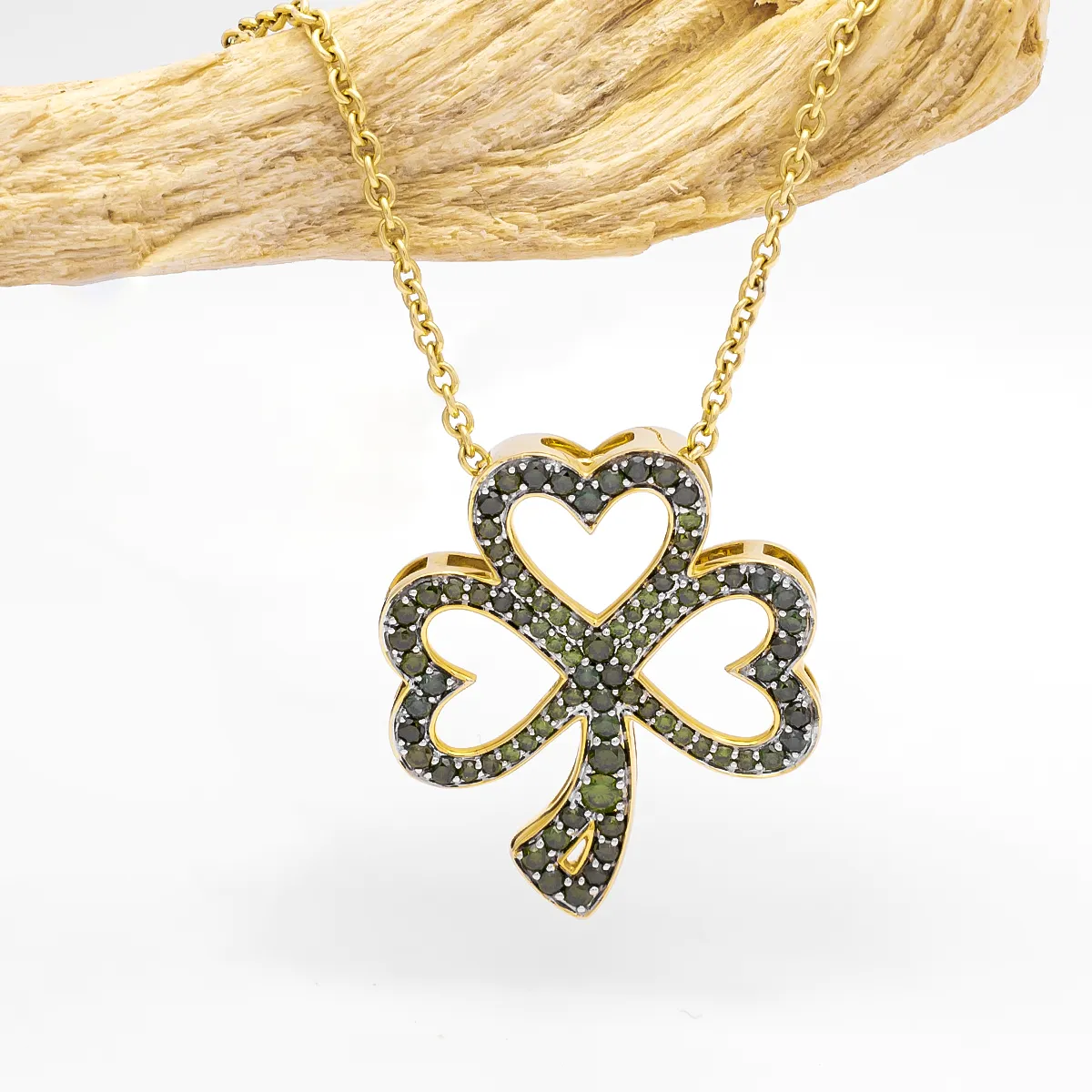 IJC007 Gold Shamrock Necklace 5