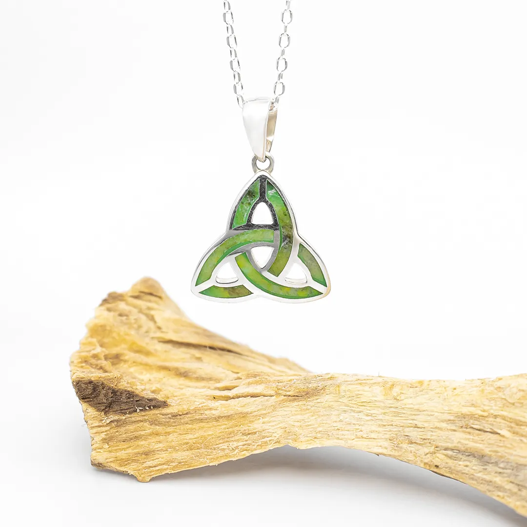 Triquetra Necklace 3...