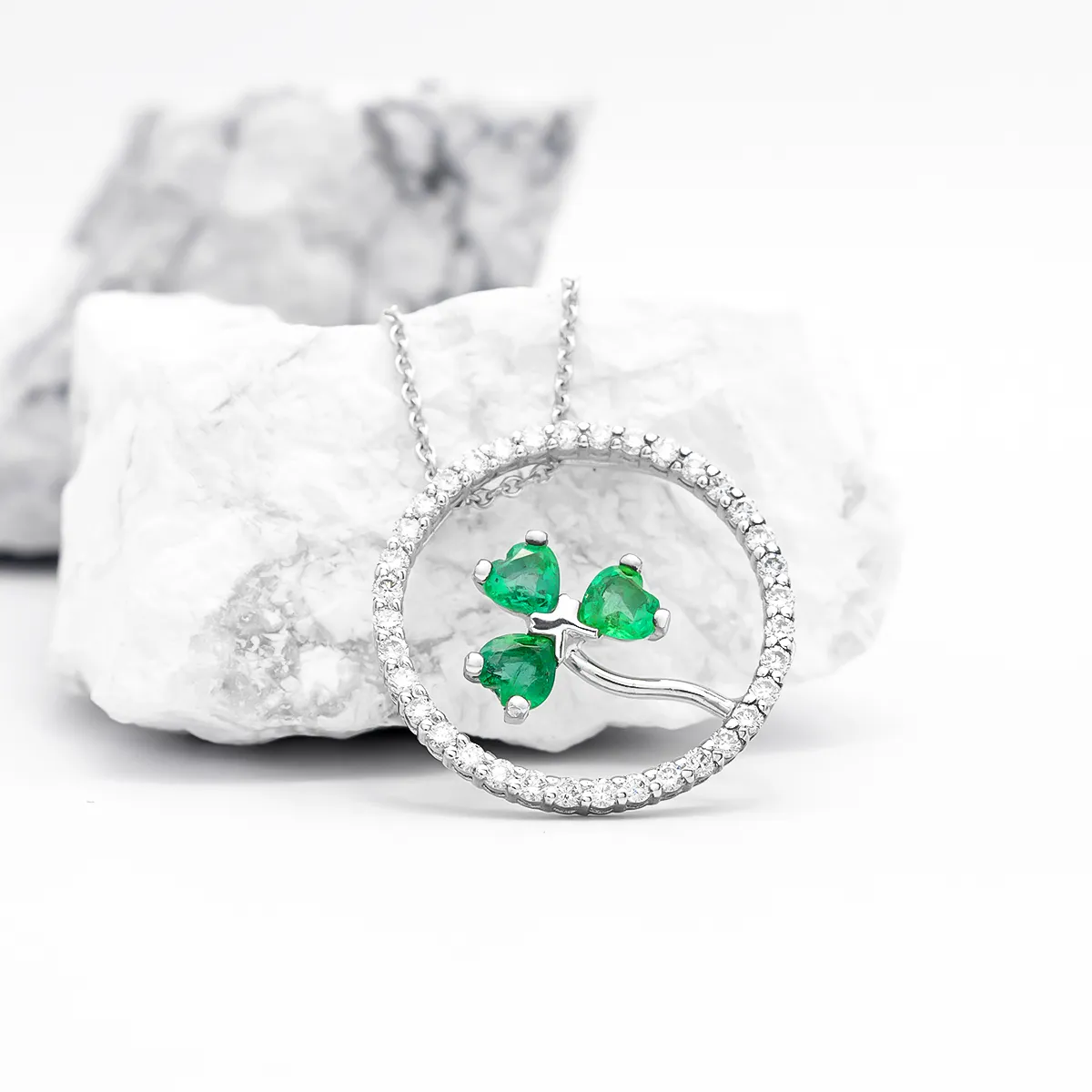 IJCP00028 Diamond Emerald Shamrock Pendant 6...