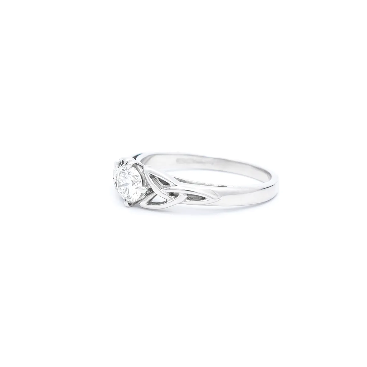 IJCP0027 White Gold Diamond Celtic Ring 2