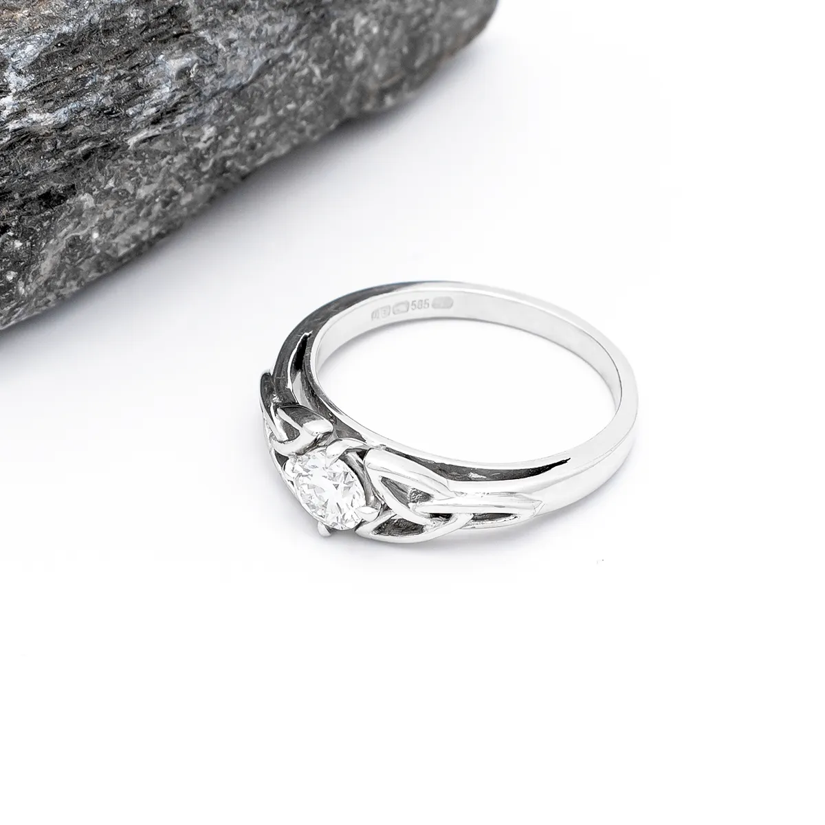 IJCP0027 White Gold Diamond Celtic Ring 4