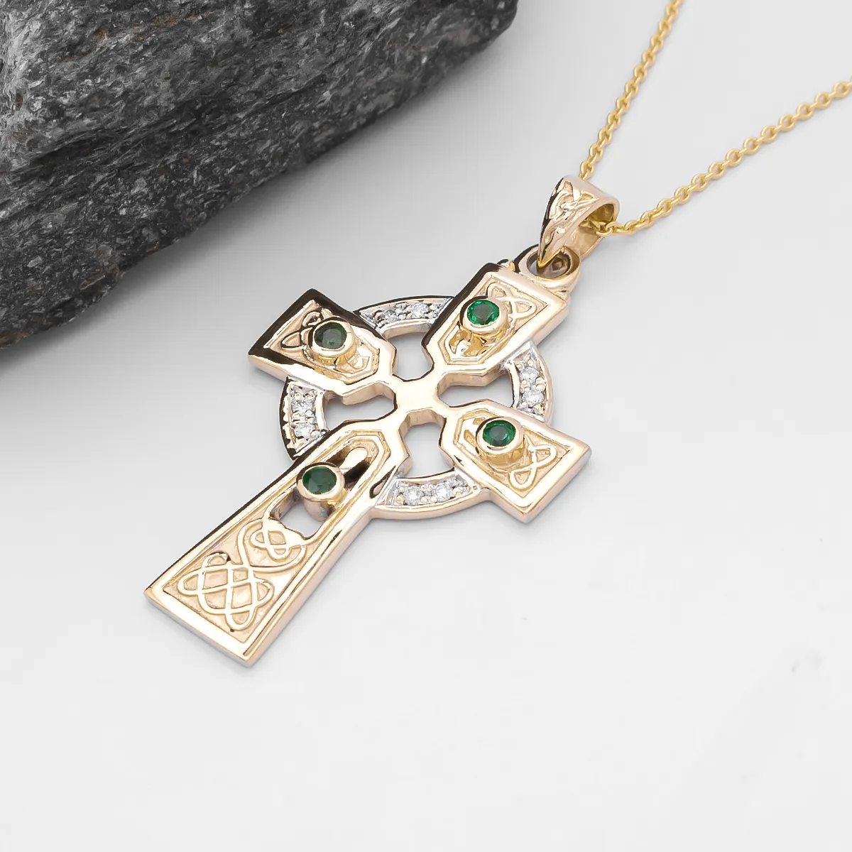 Yellow Gold Celtic Cross Pendant Emerald 2...