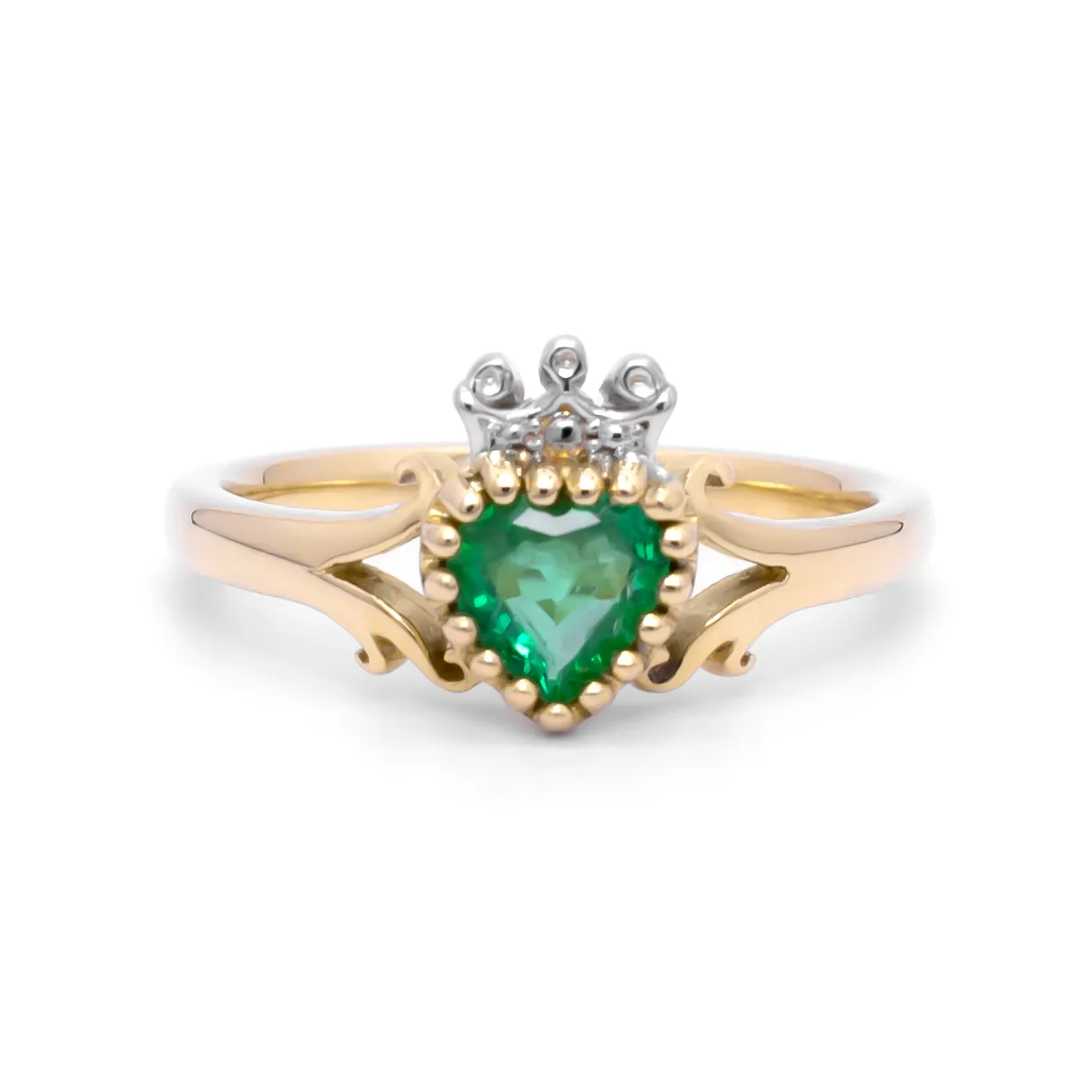 IJCR00013 Gold Emerald Claddagh Ring 01