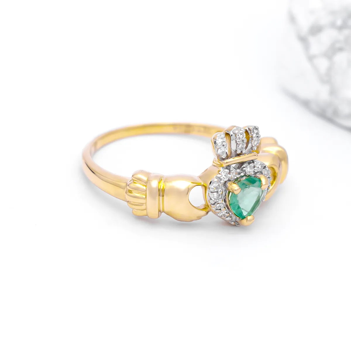 Yellow Gold Claddagh Ring Emerald 6