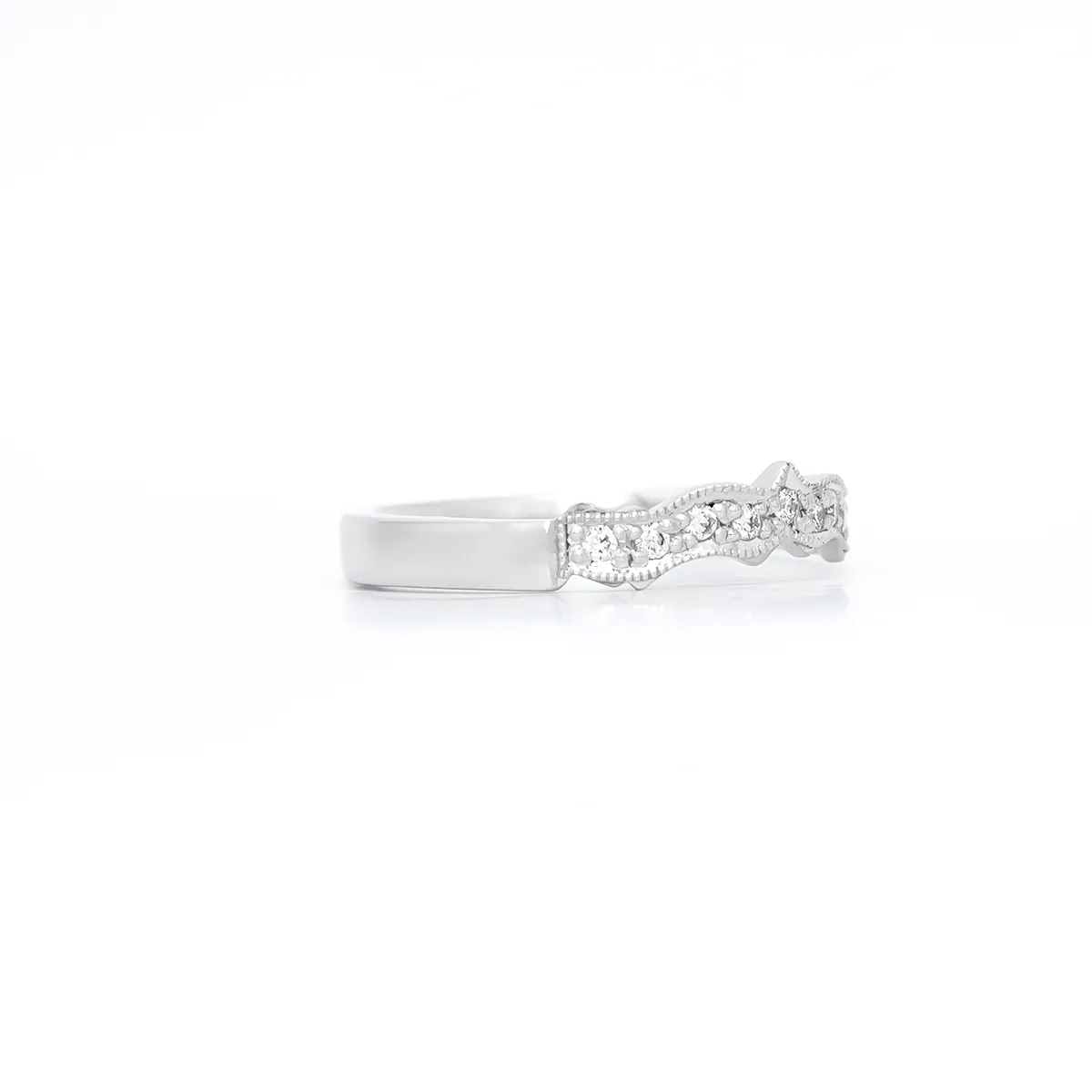 IJCR00028 Claddagh Wedding Ring White Gold Diamond 3