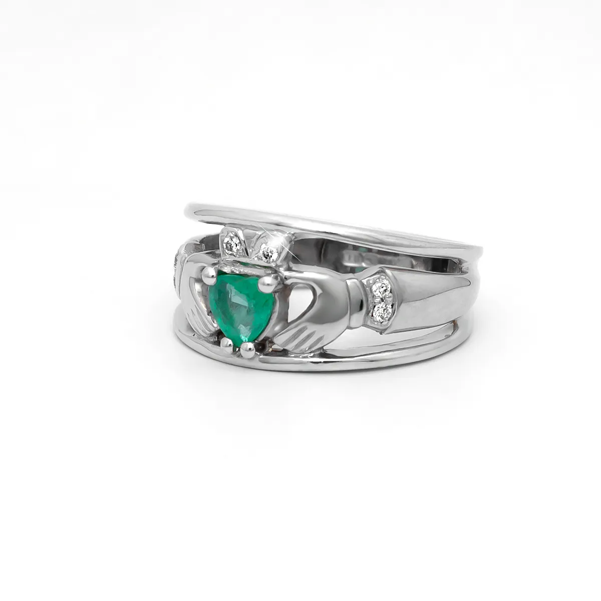 IJCR0014 White Gold Emerald Claddagh Ring Diamond 02