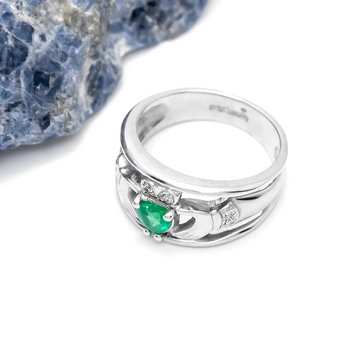 IJCR0014 White Gold Emerald Claddagh Ring Diamond 07