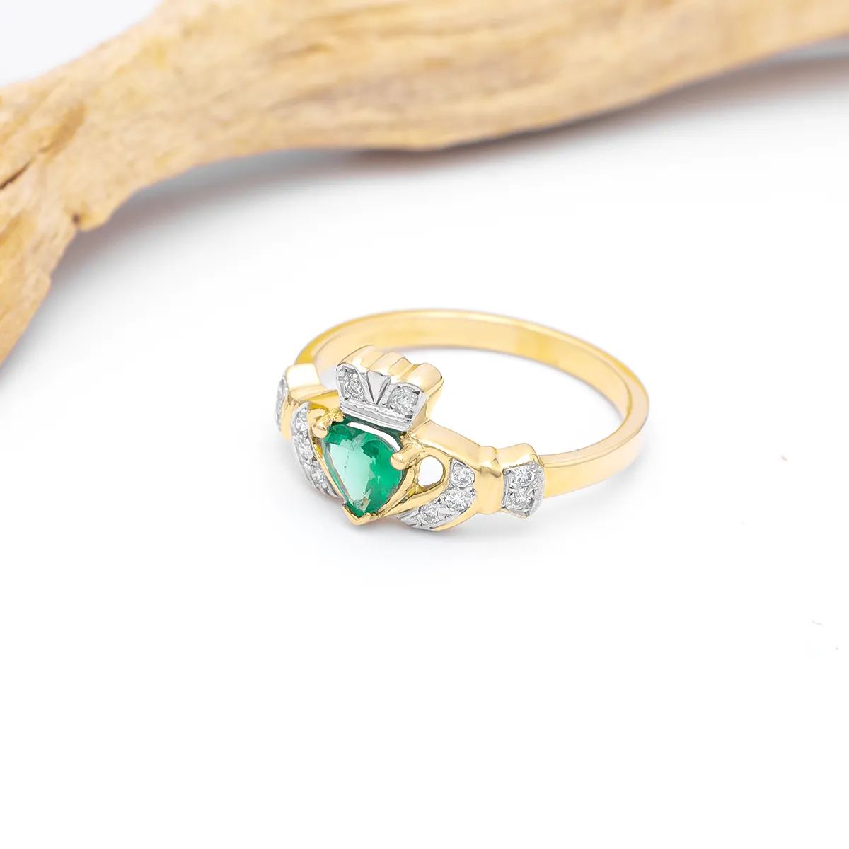 Emerald And Diamond Gold Claddagh Ring