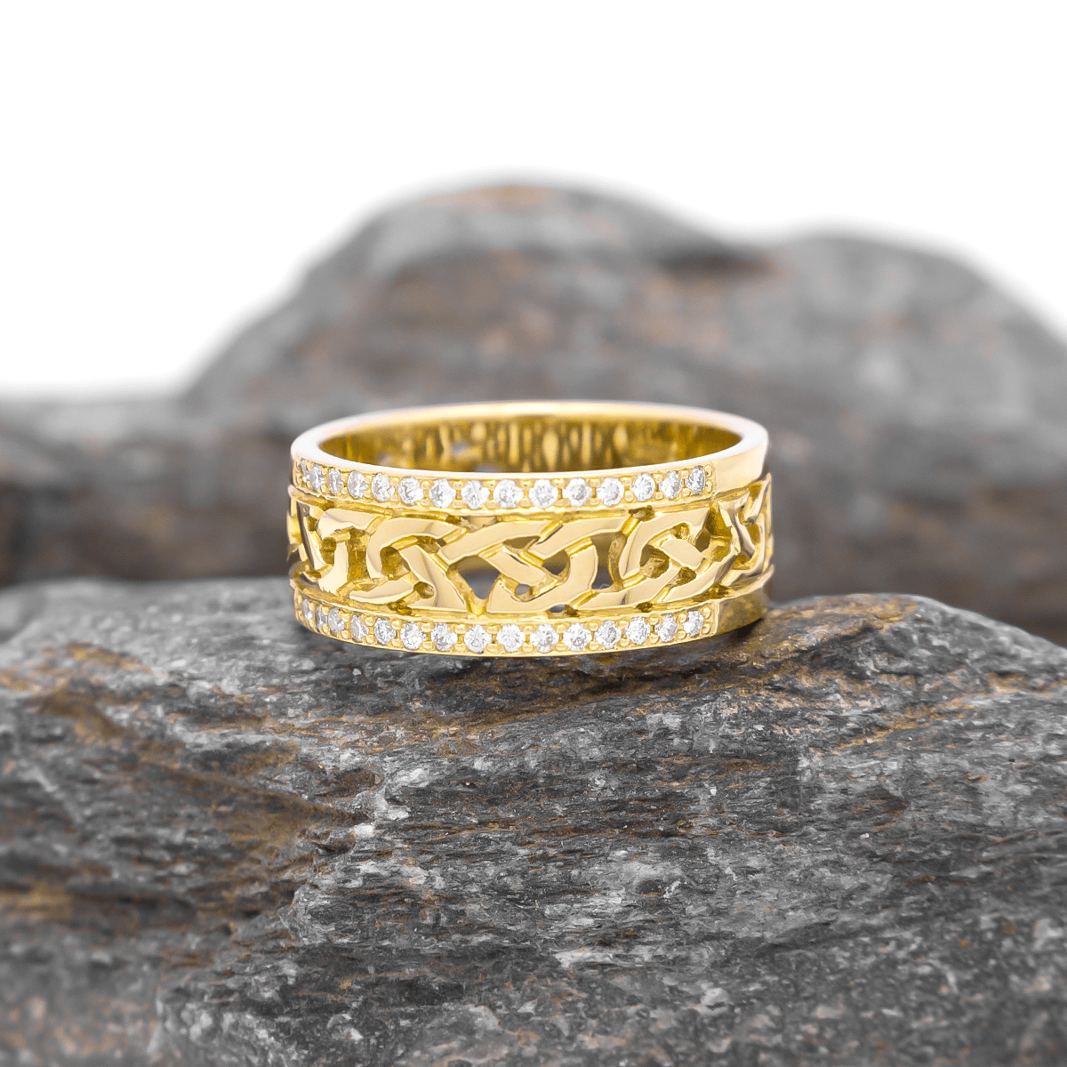 IJCR0034 Yellow Gold Celtic Ring With Diamonds 4
