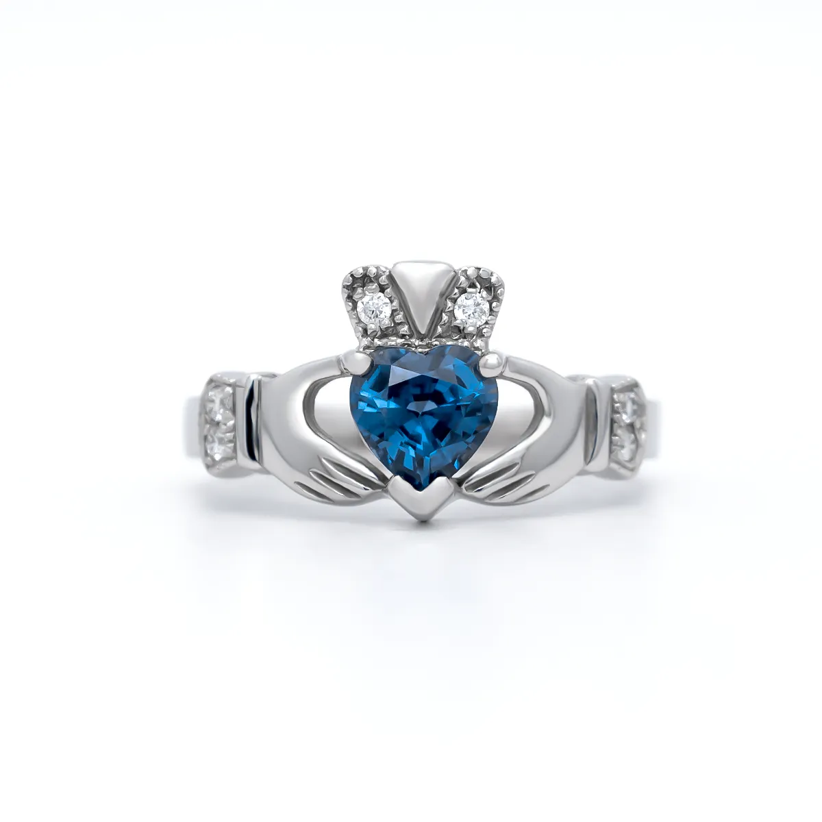 IJCR0035 White Gold Claddagh Ring With Sapphire 1