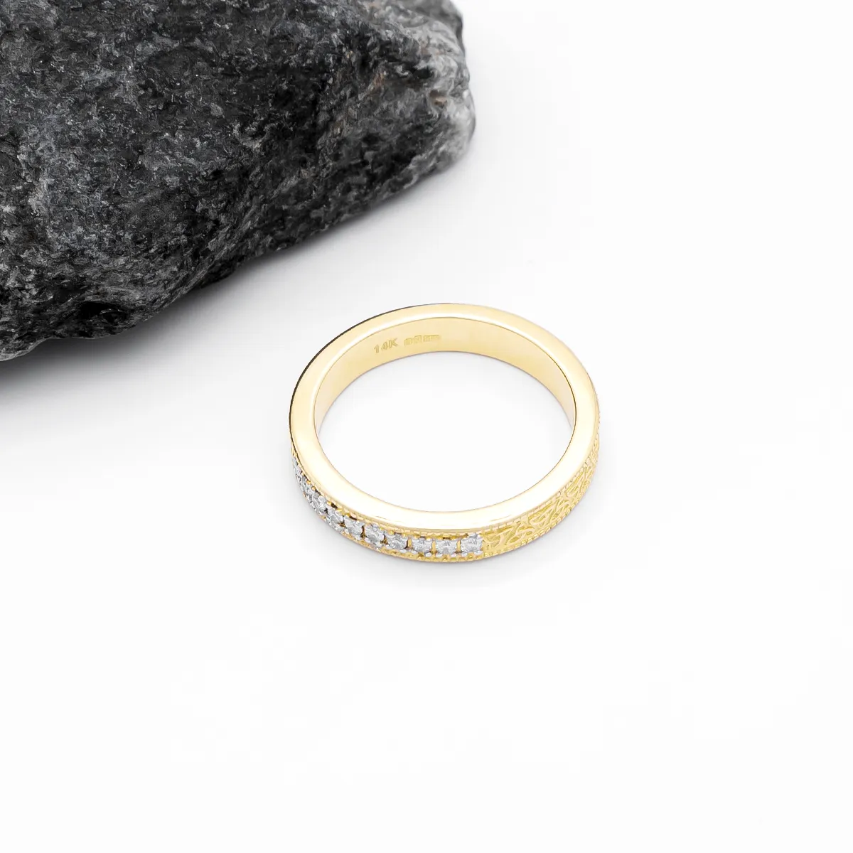 IJCR0040 Yellow Gold Celtic Ring With Diamonds 6