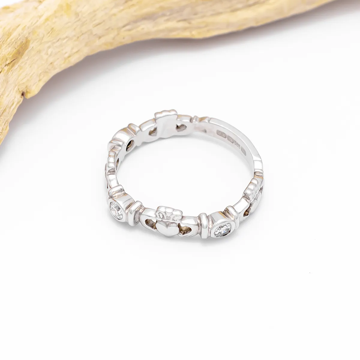 IJCR0043 White Gold Diamond Claddagh Ring 8