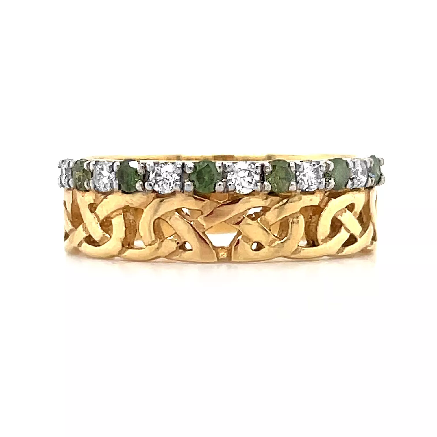 Celtic Knot Ring With Diamonds