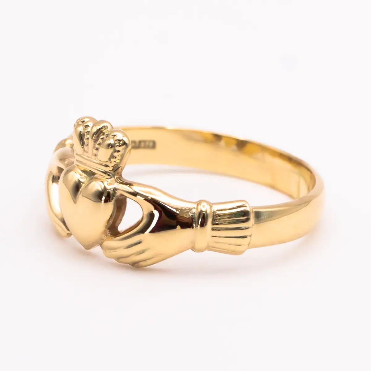 9K Gold Heavy Ladies Claddagh Ring...