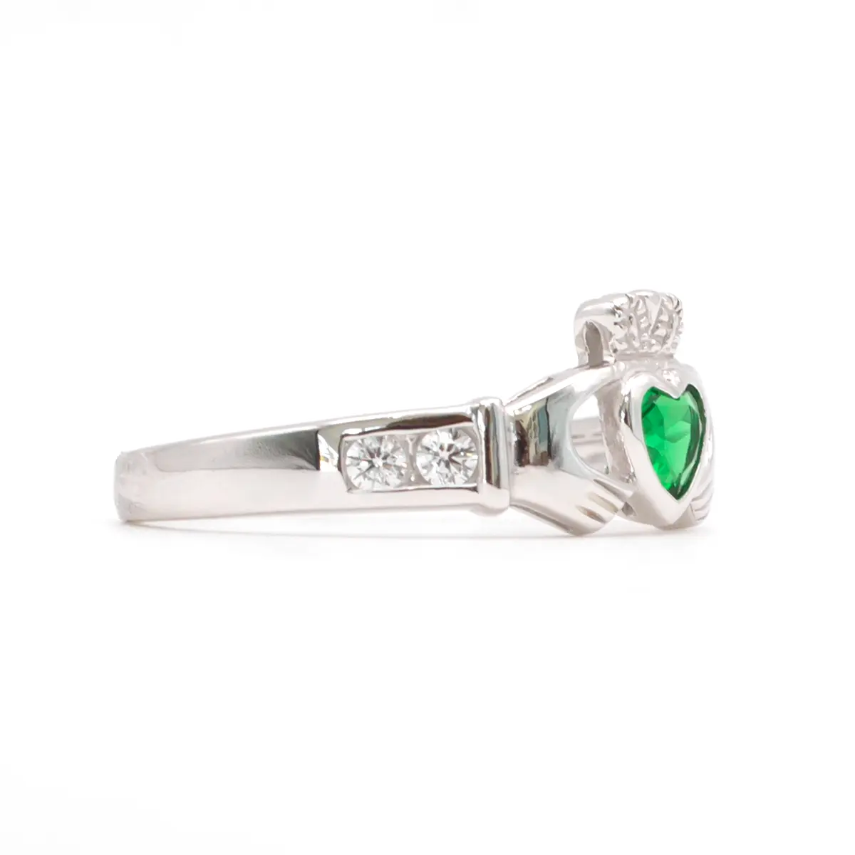 Silver Created Emerald Caldddagh Ring 3...
