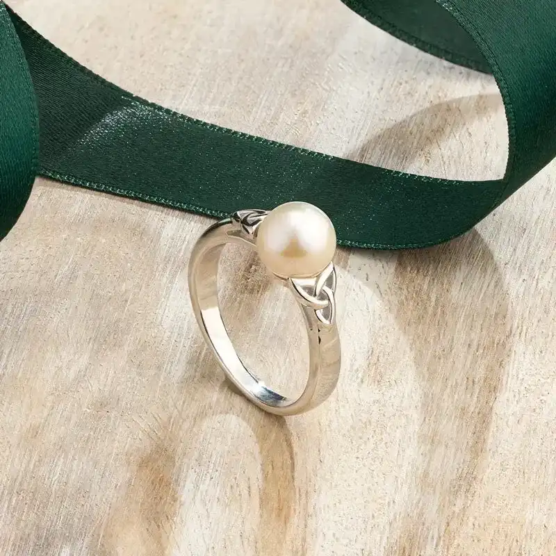 Sterling Silver Pearl Trinity Knot Ring2...