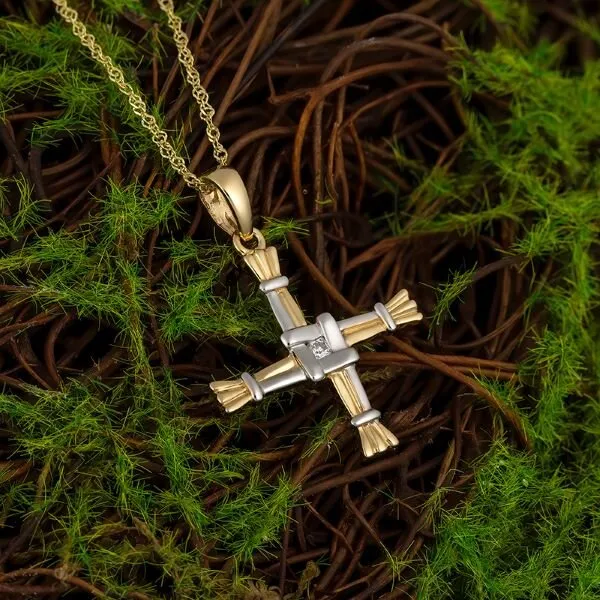 14k Two Tone Gold Diamond St Brigids Cross Pendant 2