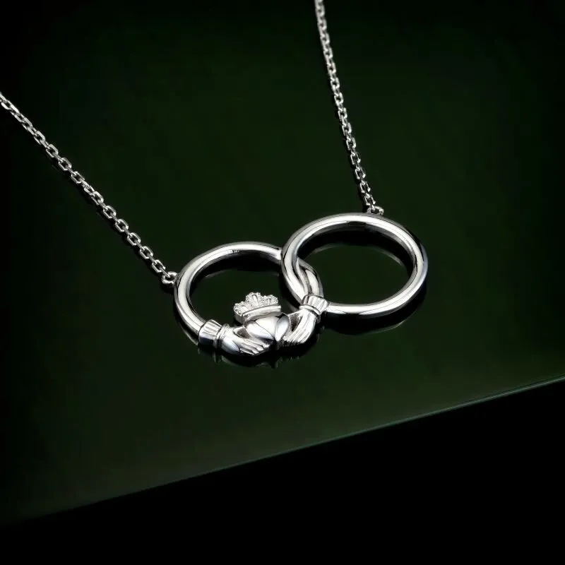 Sterling Silver Claddagh Circle Necklet 1...