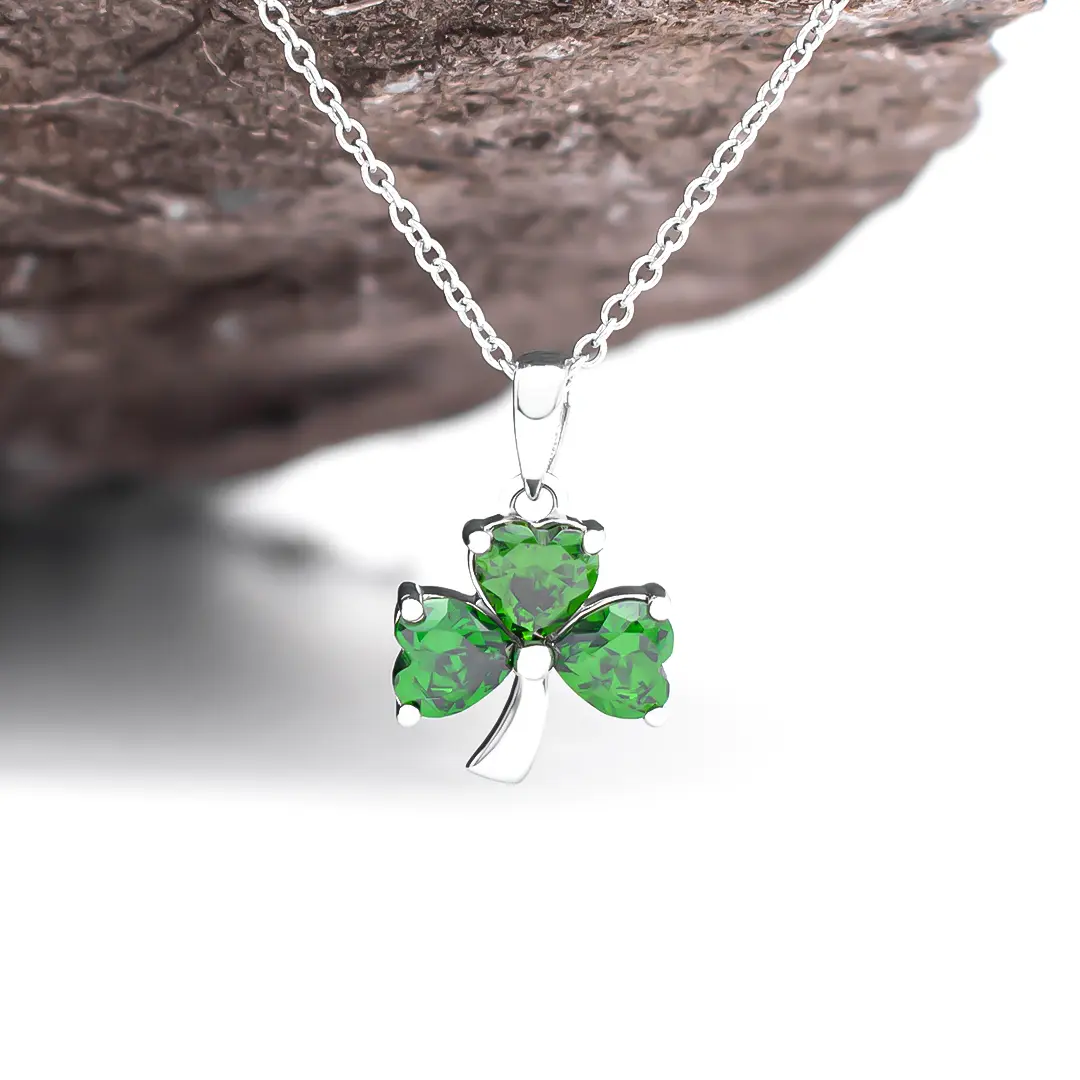 Silver Green Shamrock Necklace 2...