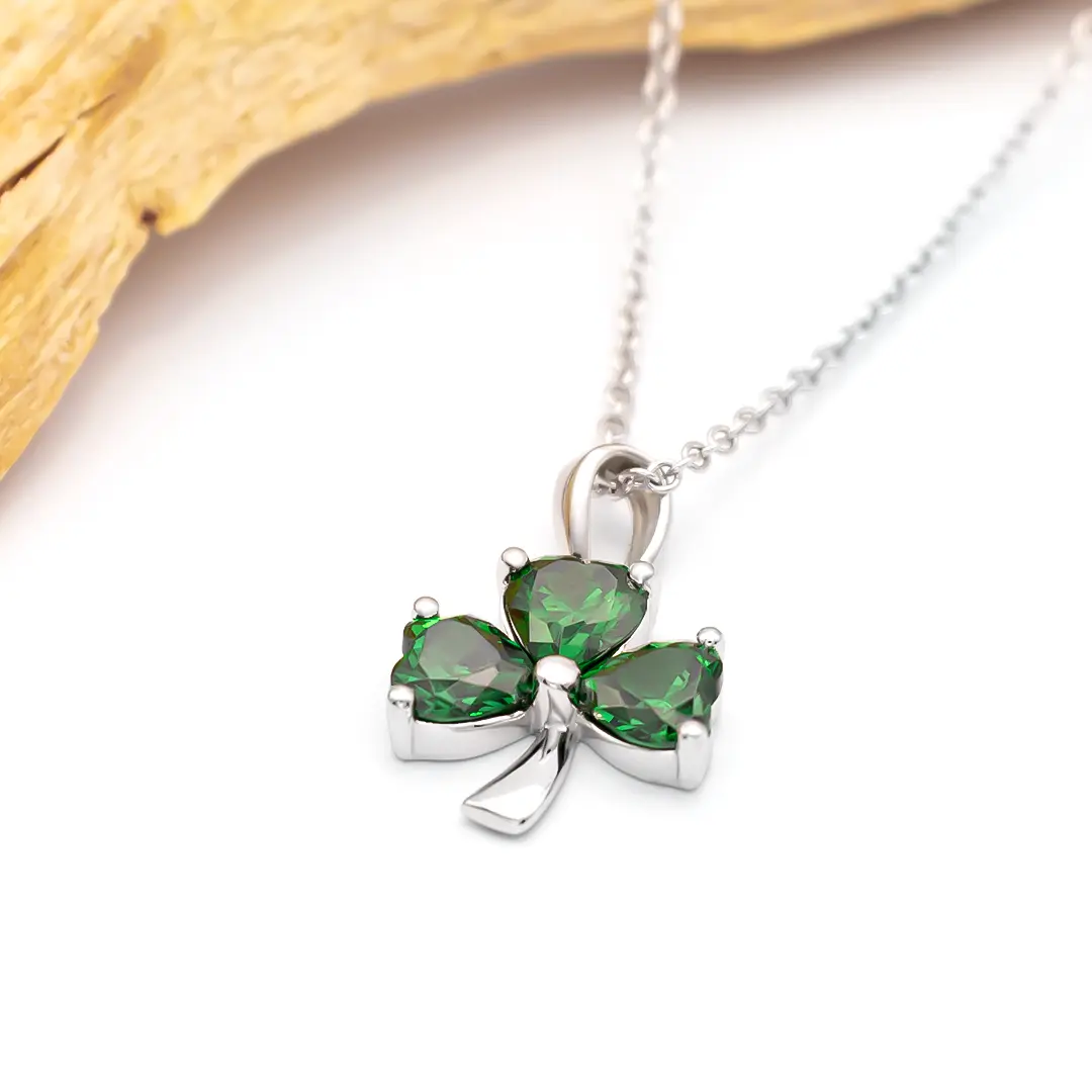 Silver Green Shamrock Necklace 3...