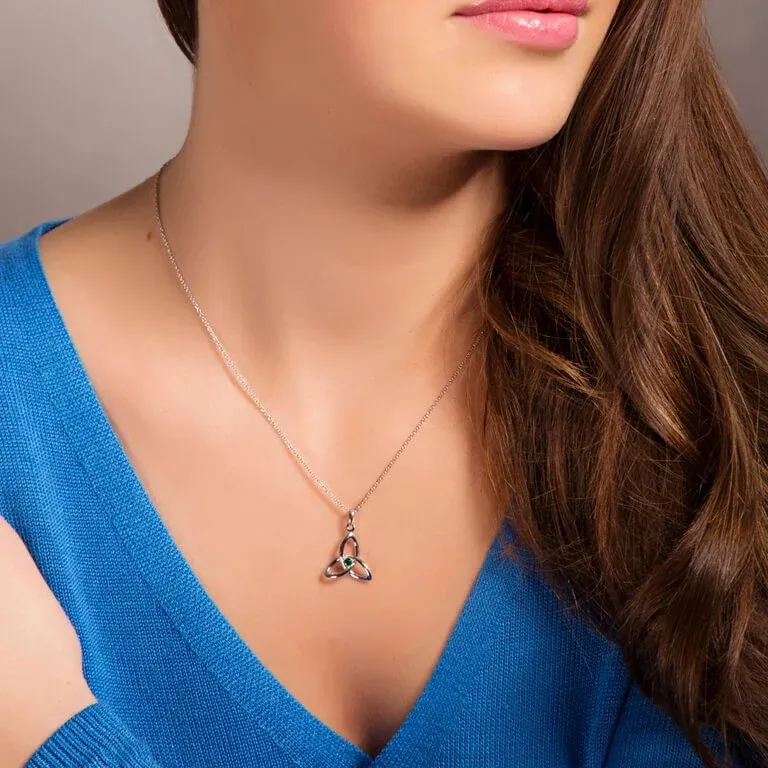 Celtic Trinity Knot Necklace SP2053_png...