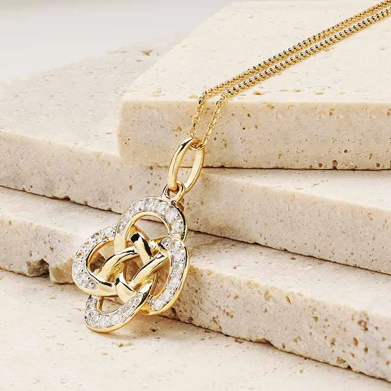 Diamond Set Celtic Pendant Photo 2 