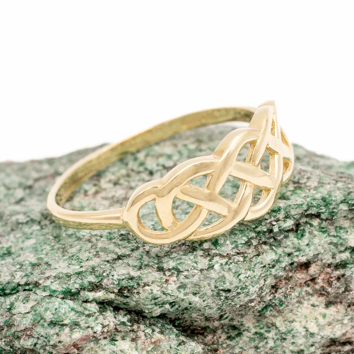10k Gold Interweaving Celtic Knot Ring Photo 4 