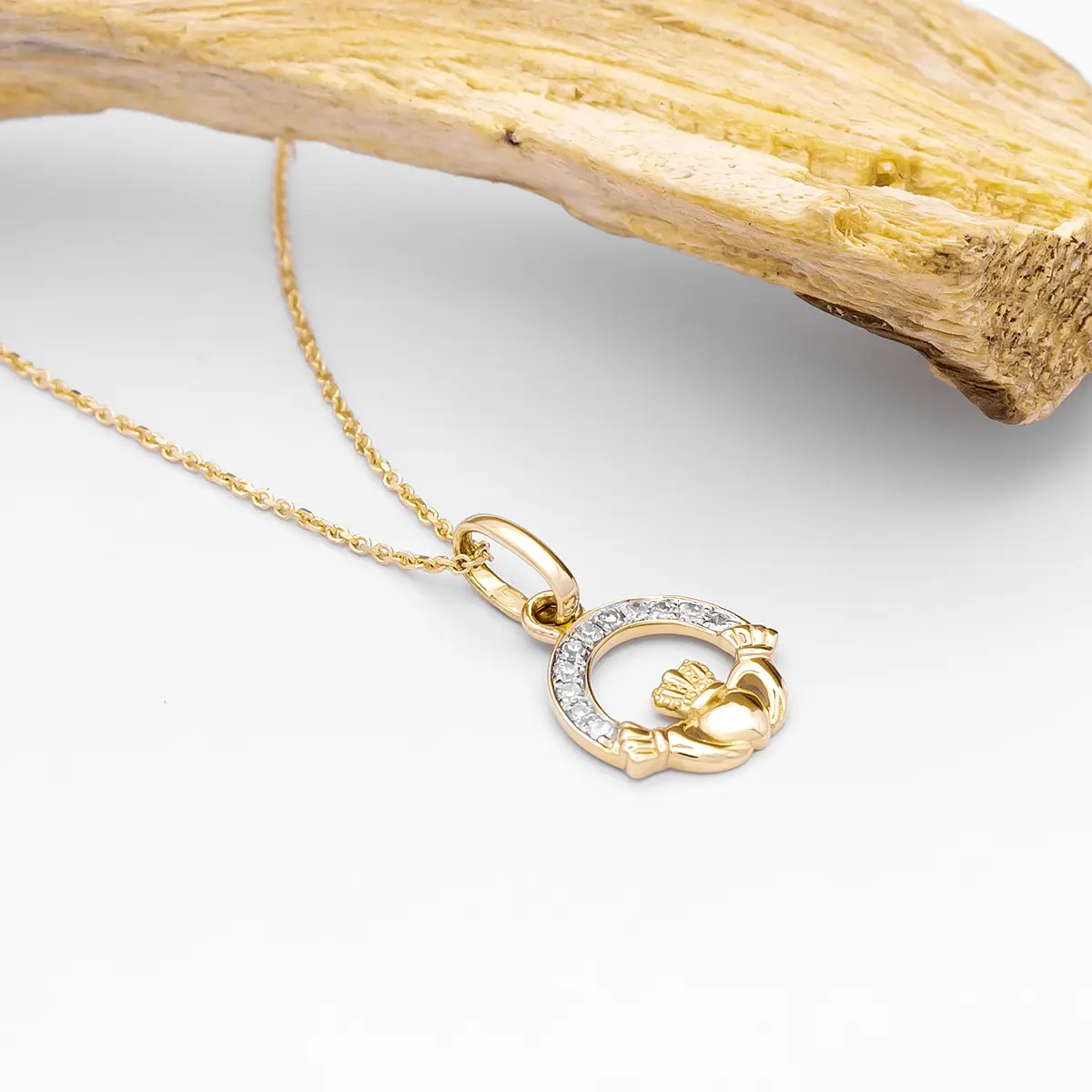 14K Gold Diamond Set Claddagh Pendant Photo 7 
