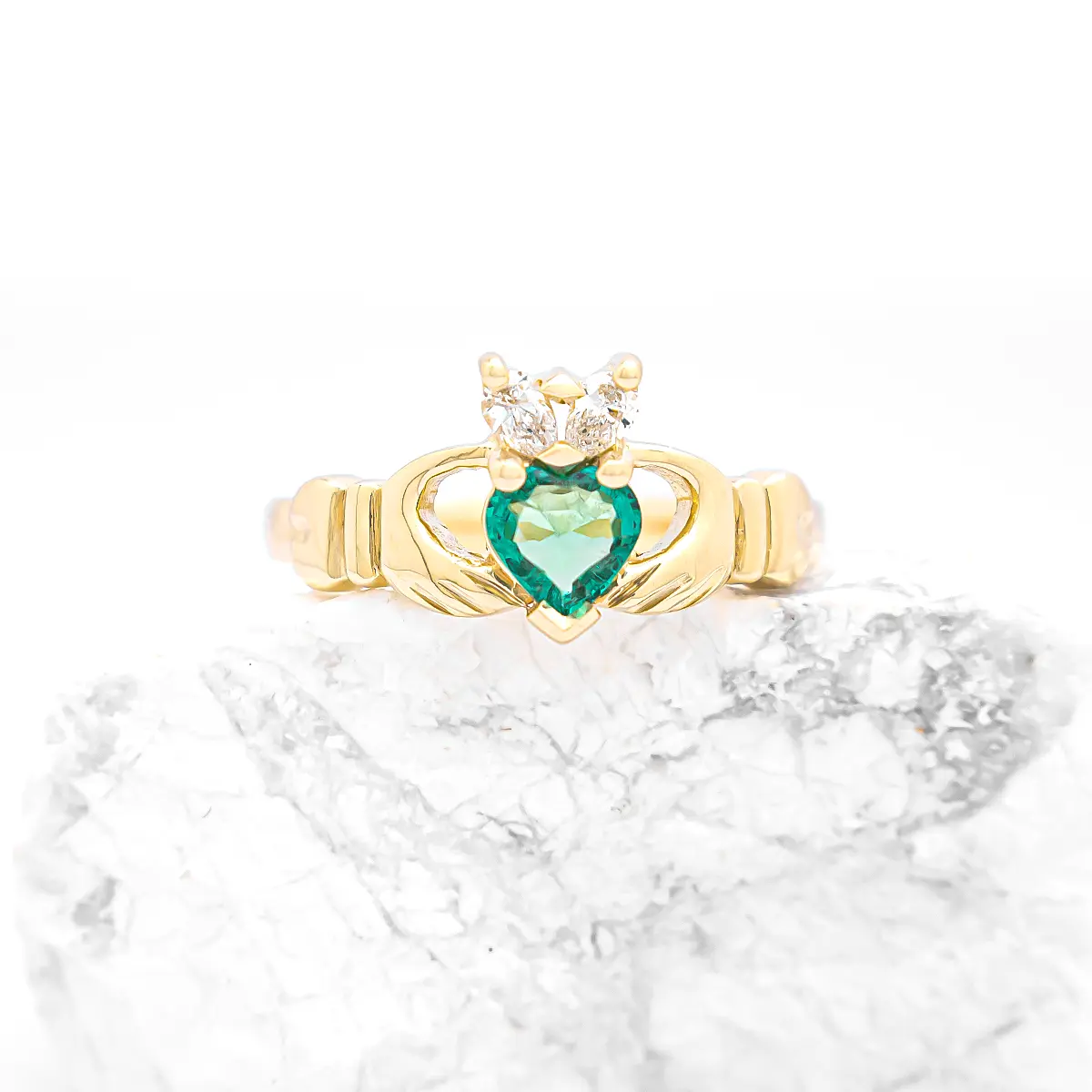 Ladies 14k Gold Emerald And Diamond Claddagh Ring Photo 2 