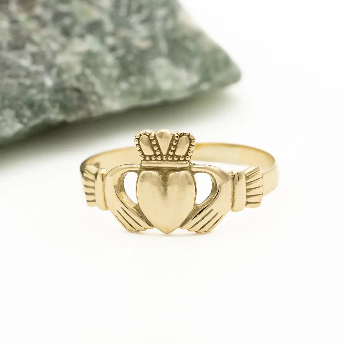 9k Gold Light Claddagh Ring Photo 5 