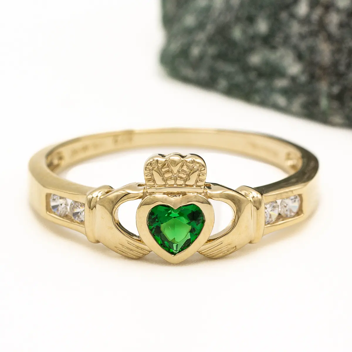 Ladies 9k Gold Created Emerald Claddagh Ring