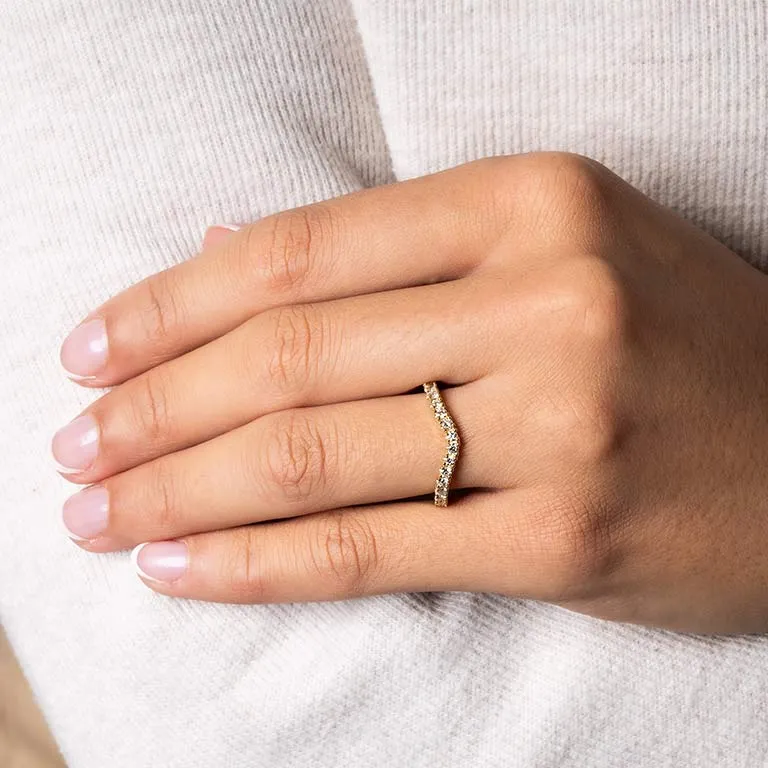Gold Diamond Fitted Wedding Band Photo 2 