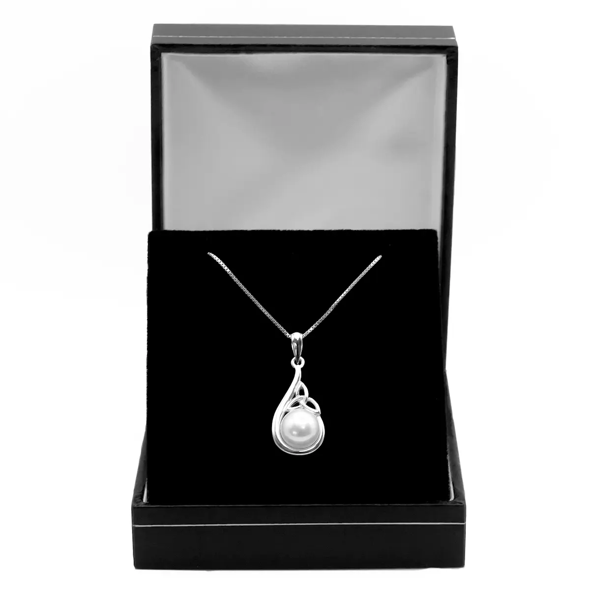 Sterling Silver Trinity Knot Pendant With Freshwater Pearl Photo 6 