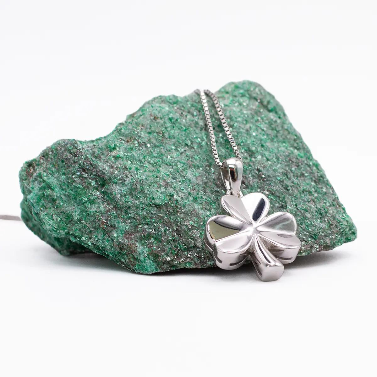Product Review Sterling Silver Irish Shamrock Pendant